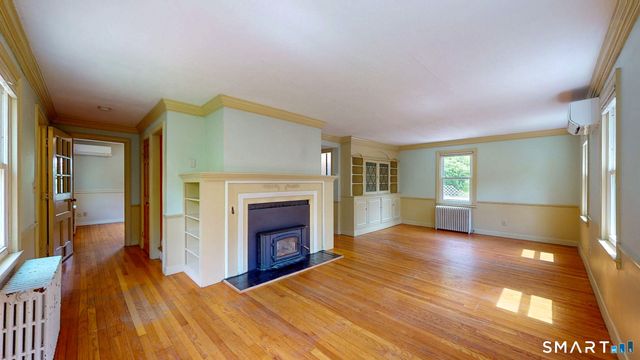 895 Hartford Turnpike, Hamden, CT 06517