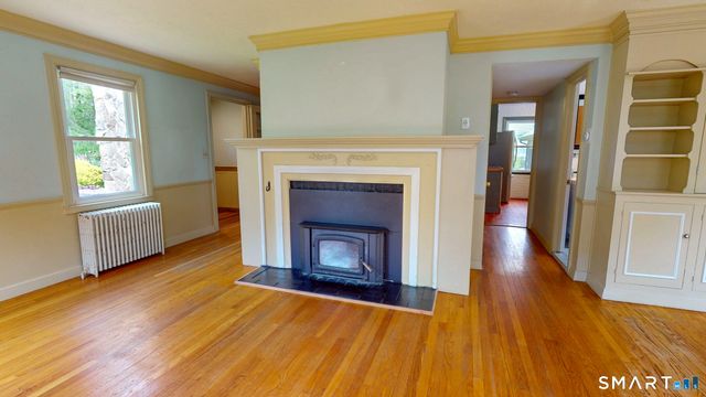 895 Hartford Turnpike, Hamden, CT 06517