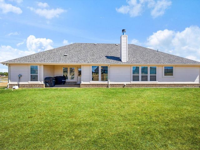 142 Lonicera Lane, Paradise, TX 76073