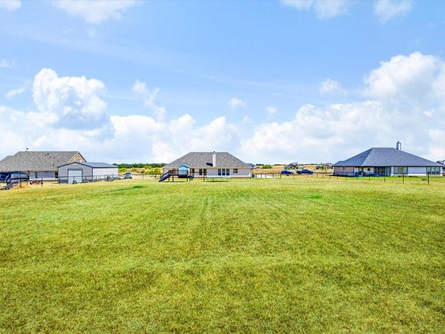 142 Lonicera Lane, Paradise, TX 76073