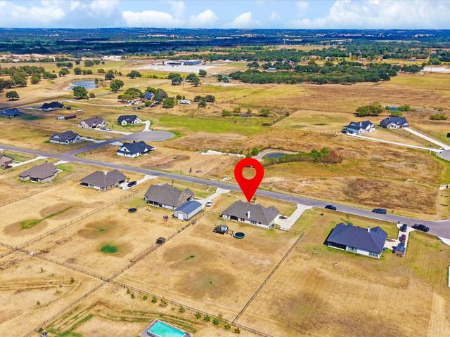 142 Lonicera Lane, Paradise, TX 76073