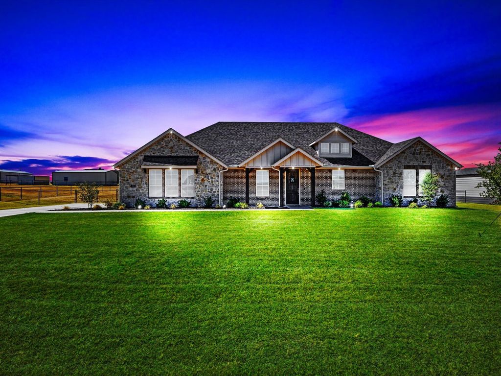 142 Lonicera Lane, Paradise, TX 76073 — photo 3