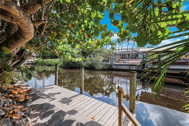 27061 Homewood DR, Bonita Springs, FL 34135