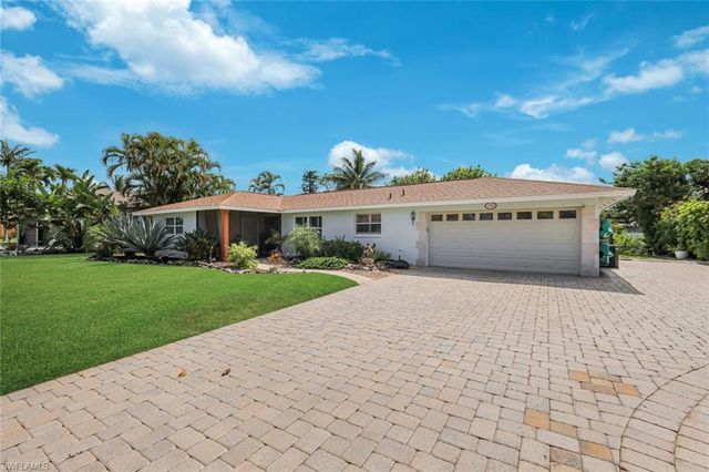 27061 Homewood DR, Bonita Springs, FL 34135