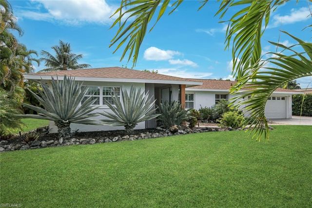 27061 Homewood DR, Bonita Springs, FL 34135