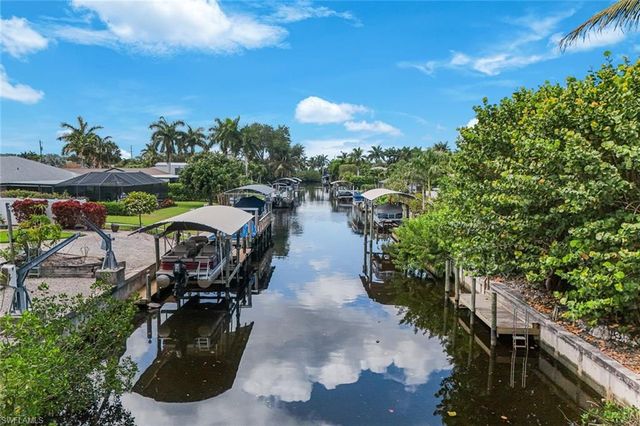 27061 Homewood DR, Bonita Springs, FL 34135