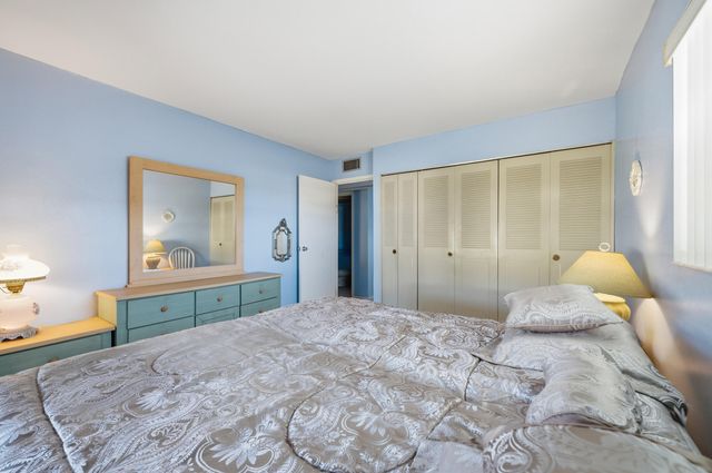 669 Saxony N, Delray Beach, FL 33446