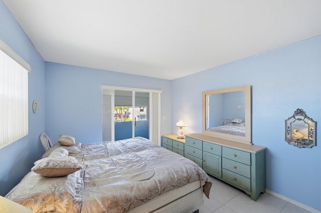 669 Saxony N, Delray Beach, FL 33446