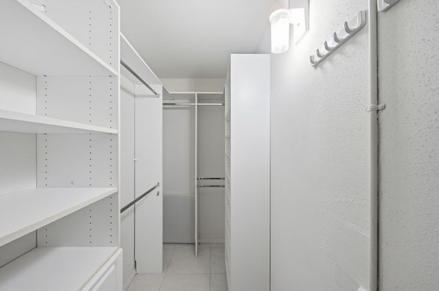 669 Saxony N, Delray Beach, FL 33446