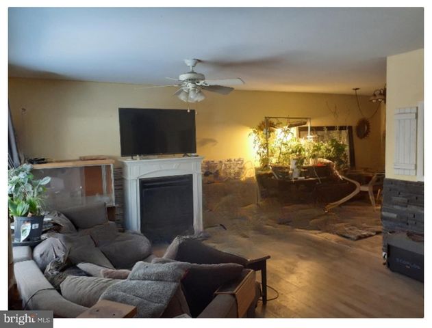 3 DEMARET, Little Egg Harbor Twp, NJ 08087