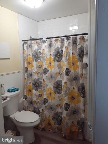 3 DEMARET, Little Egg Harbor Twp, NJ 08087