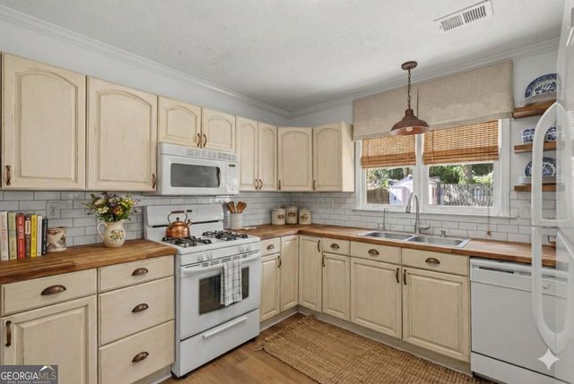 981 Cherokee Avenue, Atlanta, GA 30315