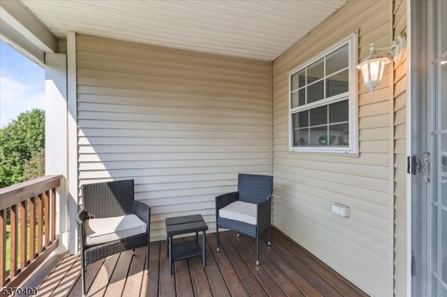 1270 Fairview Cir, Lopatcong Twp., NJ 08886
