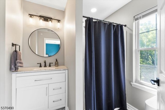 1270 Fairview Cir, Lopatcong Twp., NJ 08886