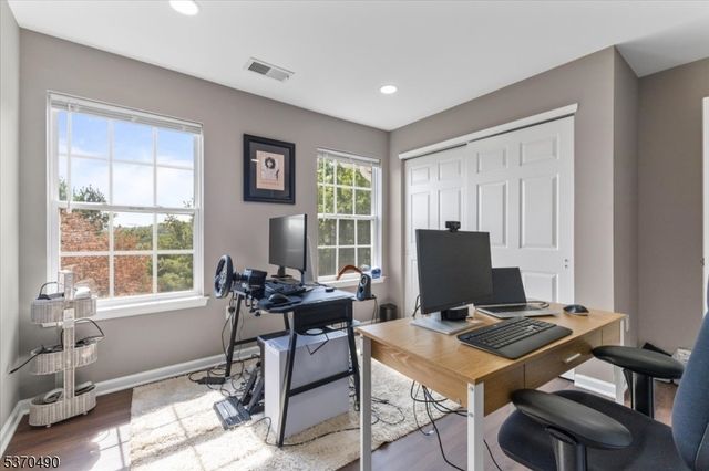 1270 Fairview Cir, Lopatcong Twp., NJ 08886