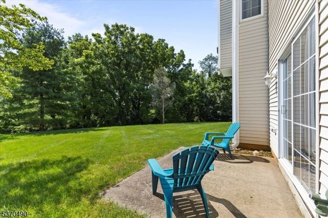 1270 Fairview Cir, Lopatcong Twp., NJ 08886