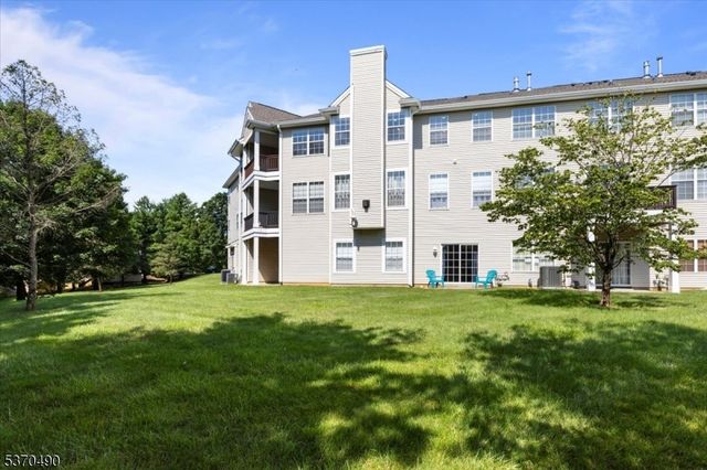 1270 Fairview Cir, Lopatcong Twp., NJ 08886