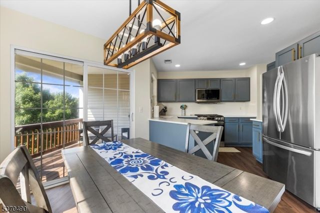 1270 Fairview Cir, Lopatcong Twp., NJ 08886