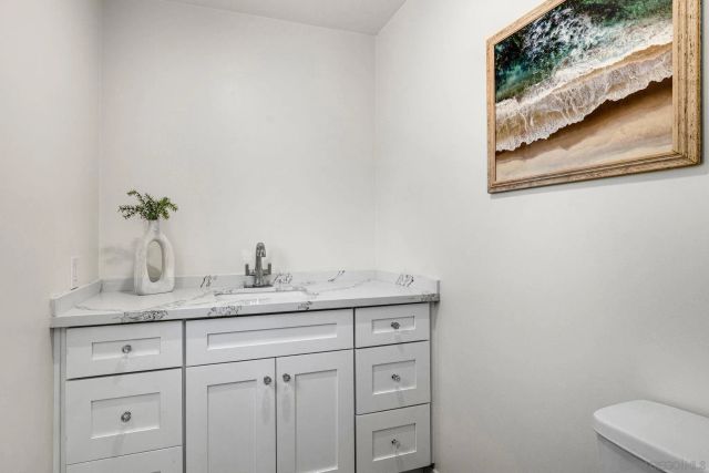 9130 Shadow Hill Road, Santee, CA 92071