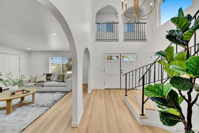 9130 Shadow Hill Road, Santee, CA 92071