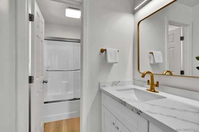 9130 Shadow Hill Road, Santee, CA 92071
