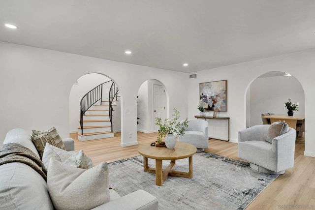 9130 Shadow Hill Road, Santee, CA 92071