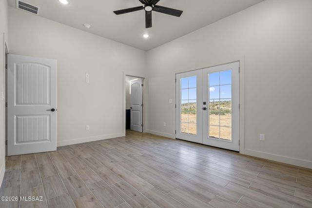 1678 Avenida Calamar, Rio Rico, AZ 85648
