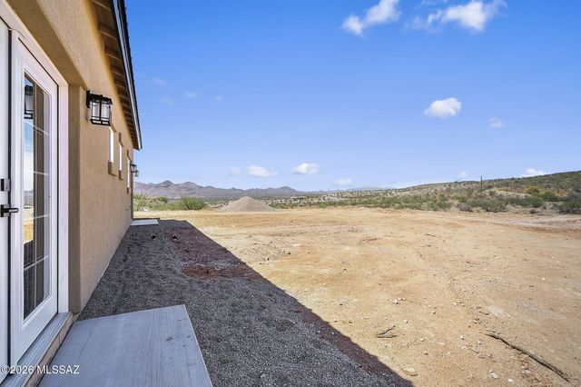 1678 Avenida Calamar, Rio Rico, AZ 85648