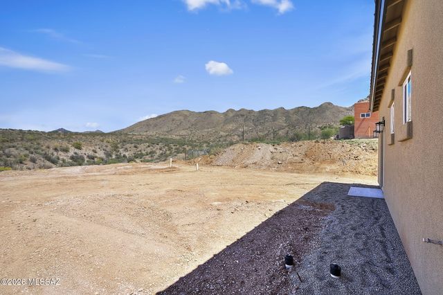 1678 Avenida Calamar, Rio Rico, AZ 85648
