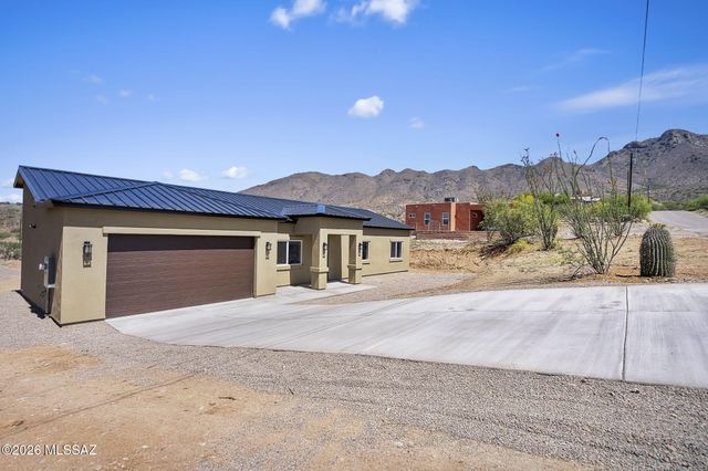 1678 Avenida Calamar, Rio Rico, AZ 85648