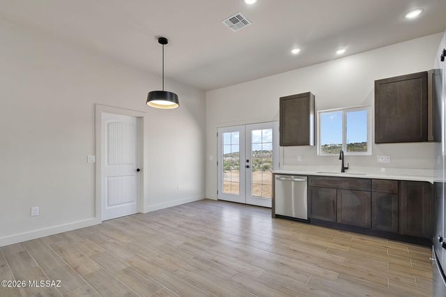1678 Avenida Calamar, Rio Rico, AZ 85648