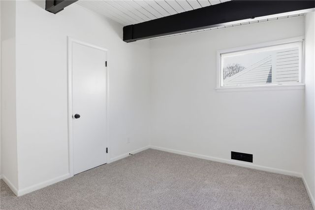 321 Brookview Drive, Irondequoit, NY 14617