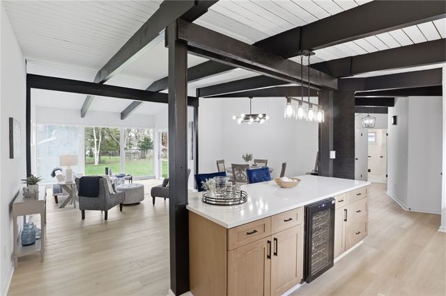 321 Brookview Drive, Irondequoit, NY 14617