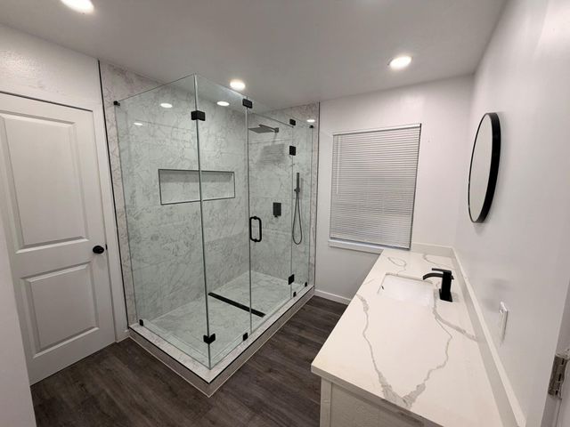 916 Brook Forest Drive B, Conroe, TX 77385