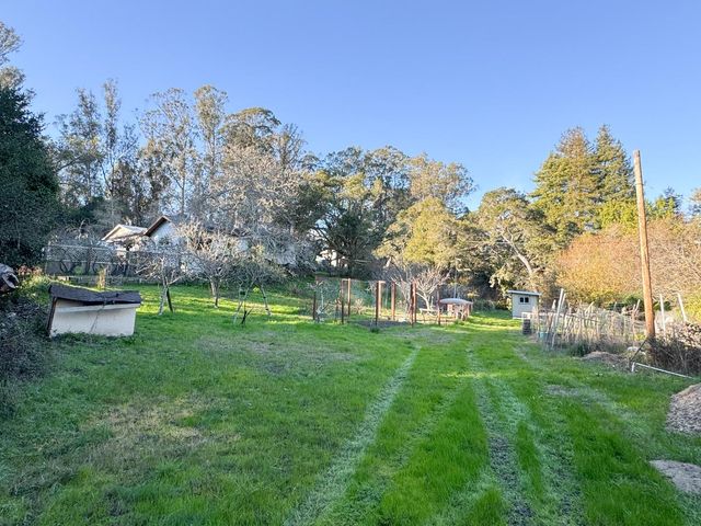 2603 Monterey Avenue, Soquel, CA 95073