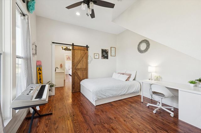 2283 Farm To Market 332, Brenham, TX 77833