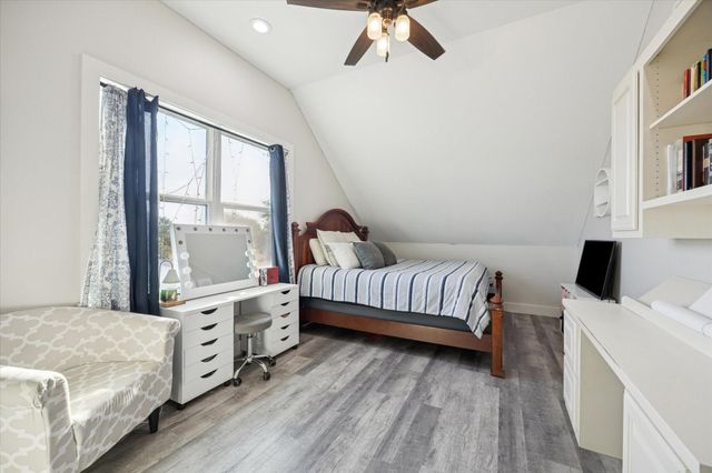 2283 Farm To Market 332, Brenham, TX 77833