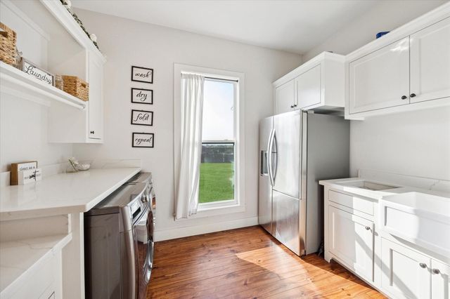 2283 Farm To Market 332, Brenham, TX 77833