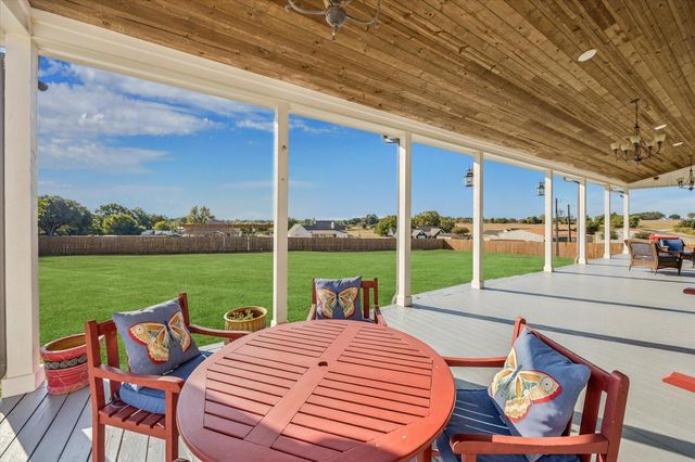 2283 Farm To Market 332, Brenham, TX 77833