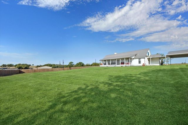 2283 Farm To Market 332, Brenham, TX 77833