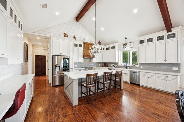 2283 Farm To Market 332, Brenham, TX 77833