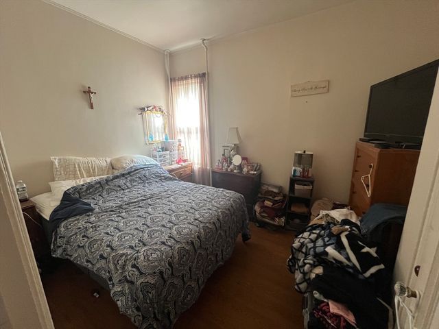 16 Clinton Street, Taunton, MA 02780