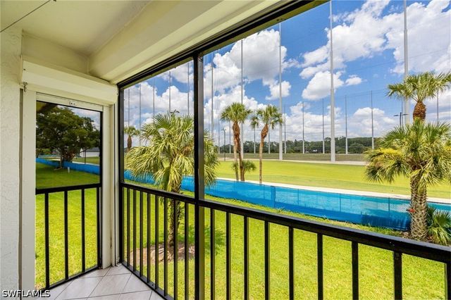 4306 27th CT SW 203, Naples, FL 34116