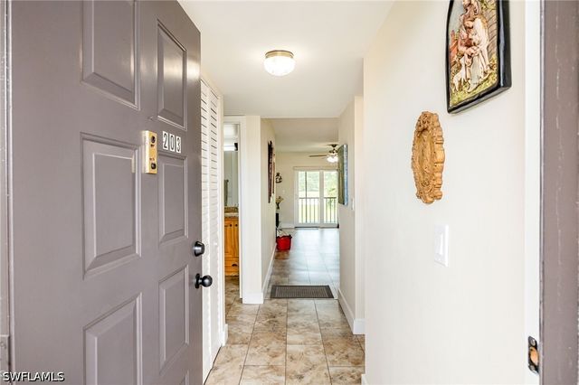 4306 27th CT SW 203, Naples, FL 34116