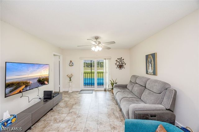 4306 27th CT SW 203, Naples, FL 34116