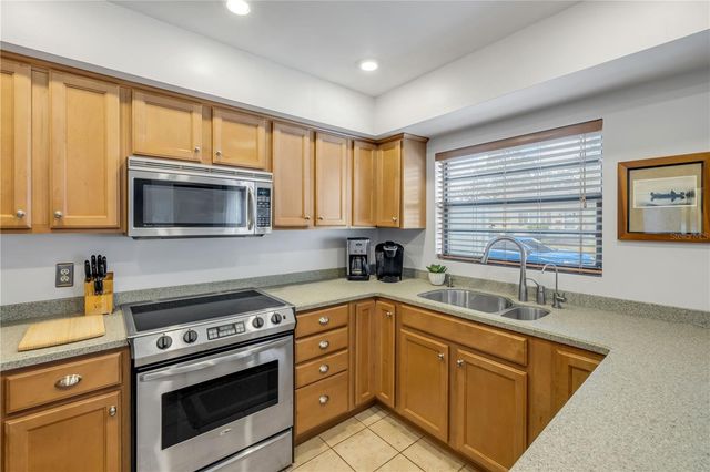 1120 PORTLAND AVENUE 9, Orlando, FL 32803