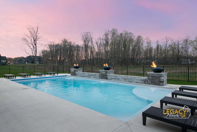 1923 Creekside Drive Sw, Byron Twp, MI 49315