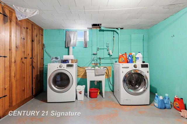 2568 Kuhlman Drive, Saginaw Twp, MI 48603