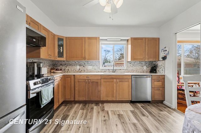 2568 Kuhlman Drive, Saginaw Twp, MI 48603