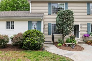 85 Governors Hill 595, West Warwick, RI 02893